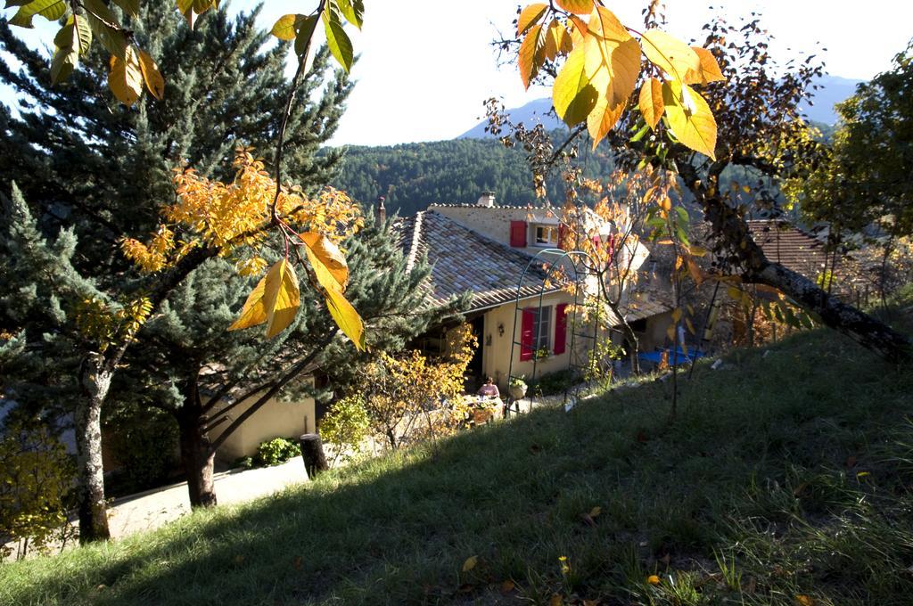 Bed and Breakfast La Grange D'Agnes Montmaur-en-Diois Exteriér fotografie